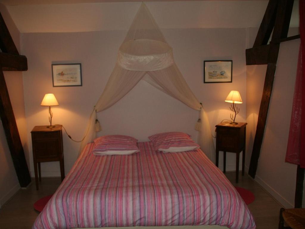 Les Marronniers Otel Cambremer Dış mekan fotoğraf
