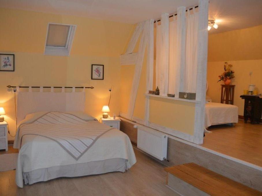 Les Marronniers Otel Cambremer Oda fotoğraf